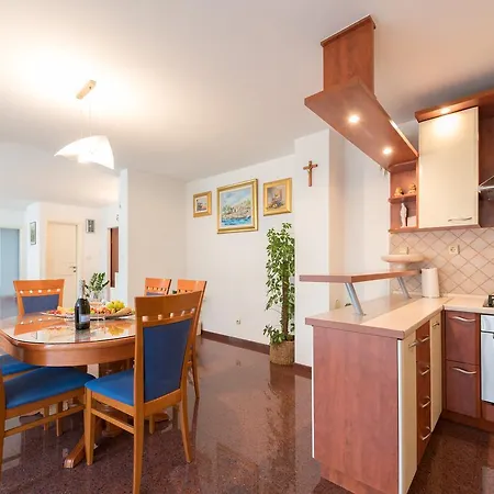Vilea Apartament *
